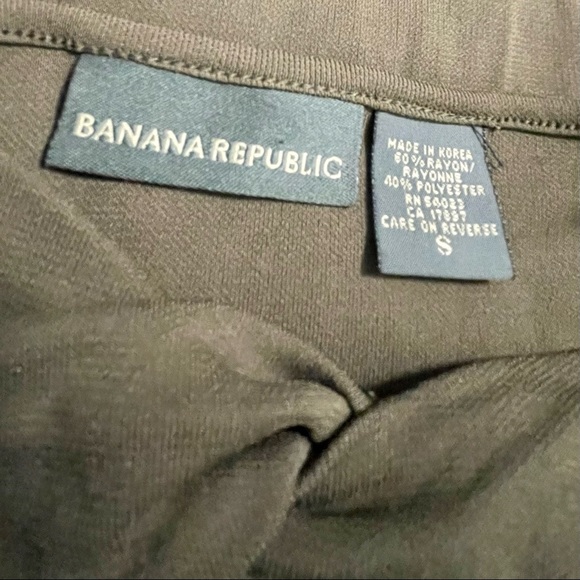 Juniors Banana Republic two piece tank/skirt - Picture 4 of 4